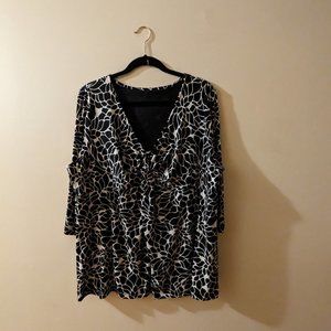Women's 1X Merona Top w/ vibrant geometric floral pattern